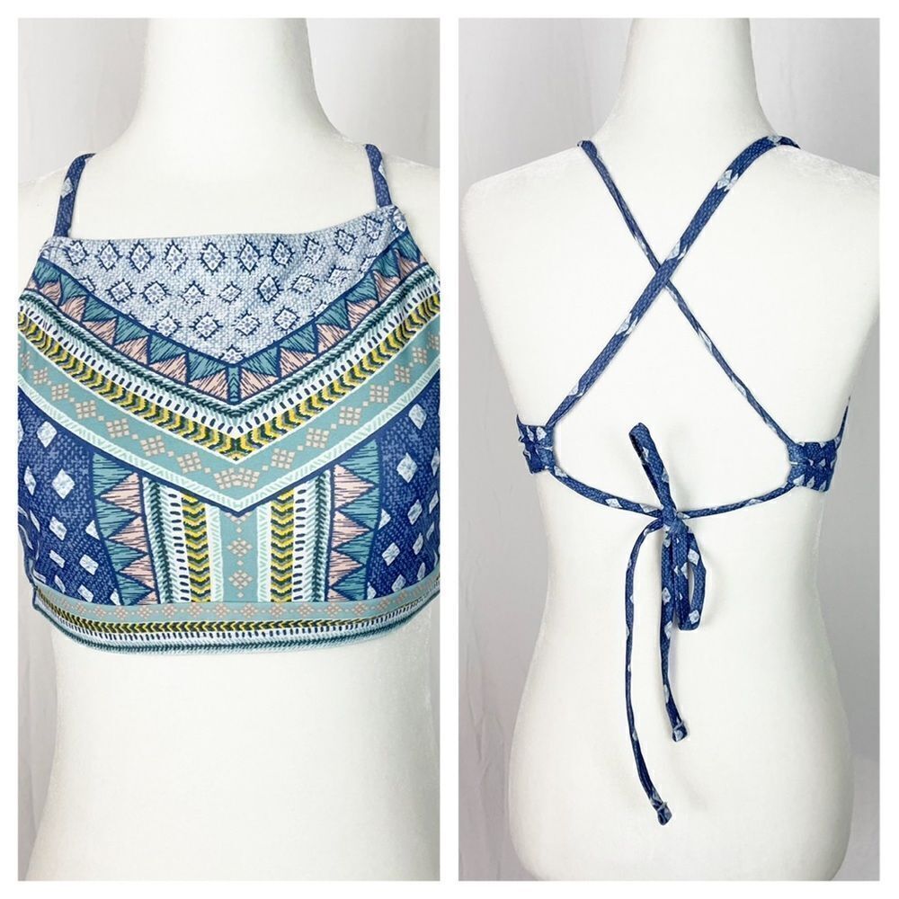 High neck Xhilaration DD tribal print Strappy back bikini topโblue pink